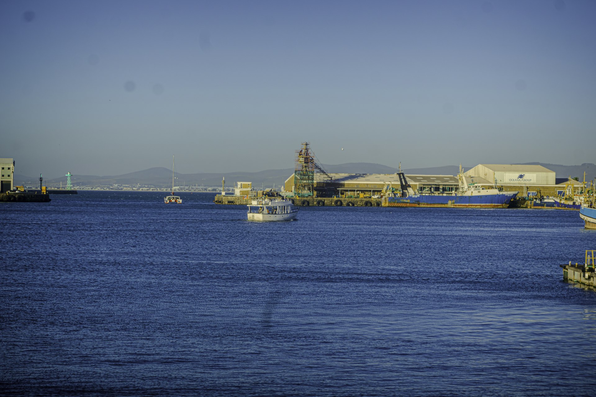 Marine-grade castings for harbour and dock infrastructure